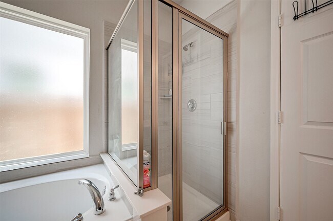 Building Photo - 20715 Beeston Glade Ln