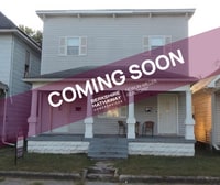 Building Photo - 3 bed 1 bath upper unit