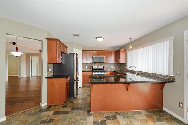 Building Photo - 17119 Kettle Creek Dr