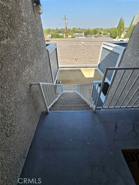 Building Photo - 1120 Nicklett Ave