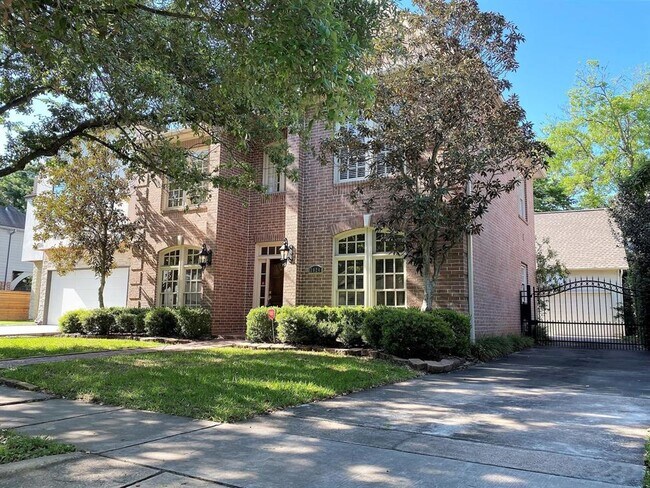 Primary Photo - 3024 Rice Boulevard