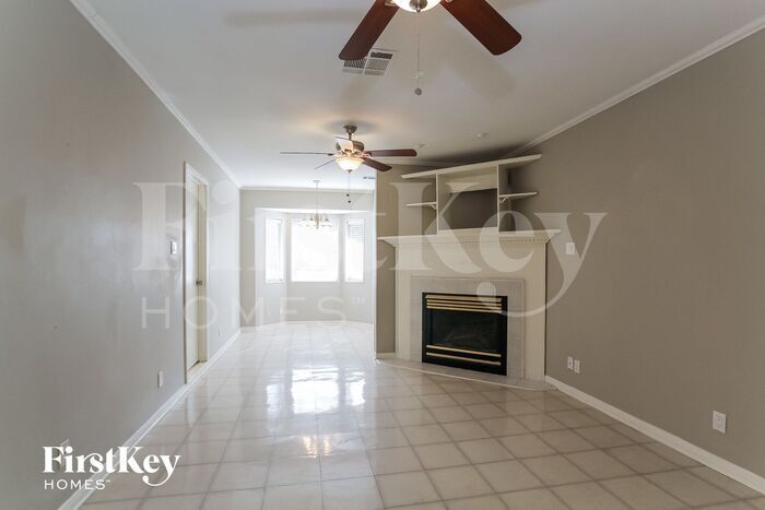 Building Photo - 5506 Berry Creek Dr