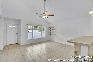 Building Photo - 2720 Golf Dr