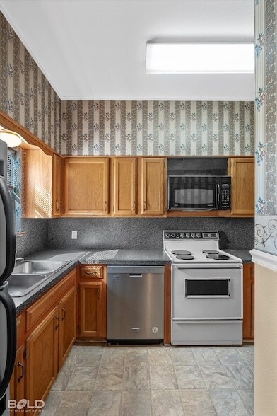 Building Photo - 9913 Dagger Point Ln