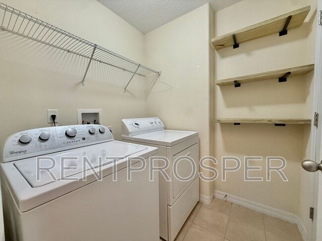 Building Photo - 4881 Matteo Trail