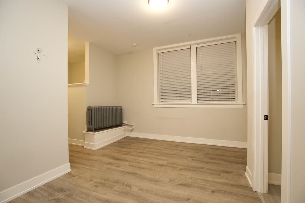 Building Photo - 4856 N Damen Ave