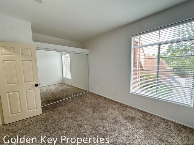 Building Photo - 2BR/2BA Condo in Palmilla Del Oro