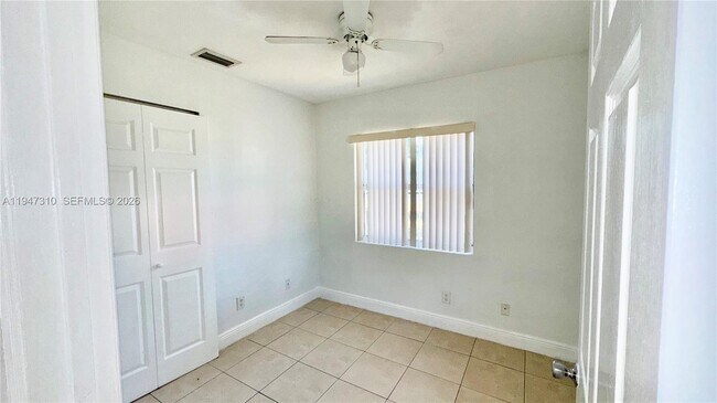 Building Photo - 2099 NW 26th Ave