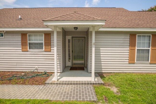 Building Photo - 112 Dusty Trail Ln