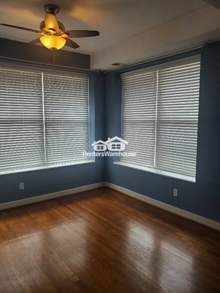 Building Photo - 5625 Pershing Ave