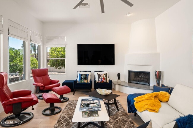 Building Photo - 25810 N Abajo Dr