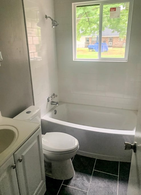 Building Photo - 3909 Range Line Rd