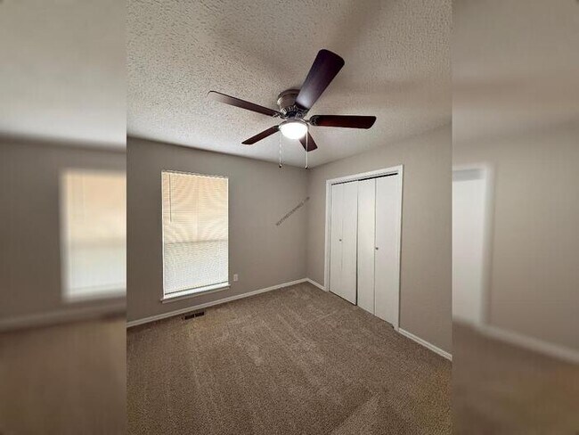 Building Photo - 10123 E 26th Pl