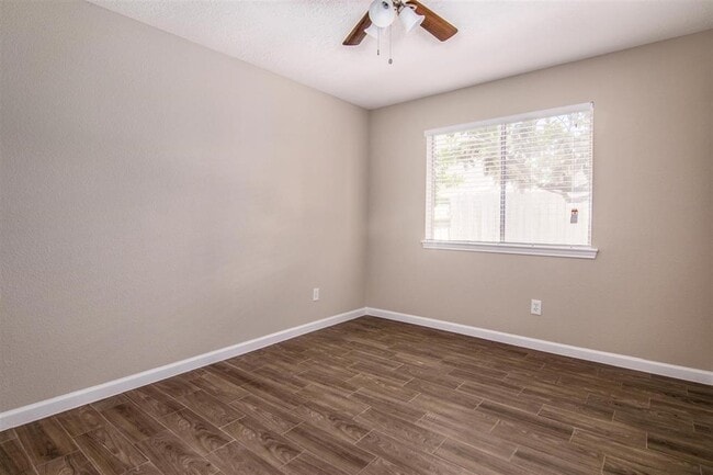 Building Photo - 10542 Kirkgreen Dr