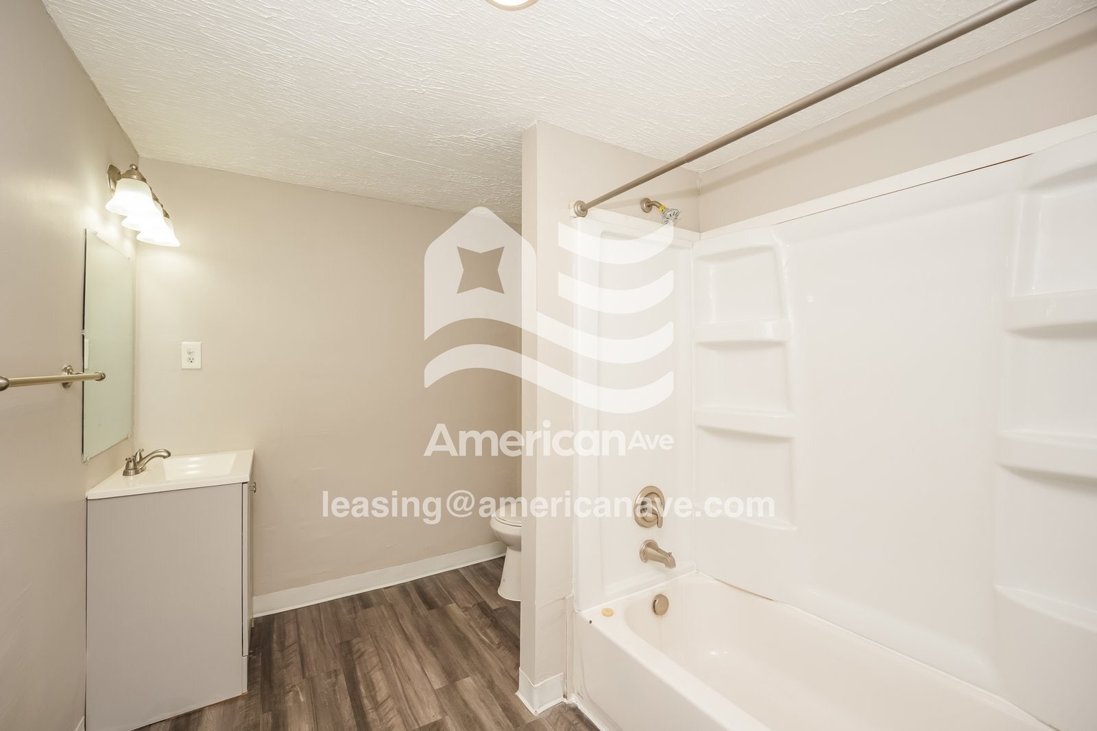 Building Photo - 1919 Widmer Ct NE