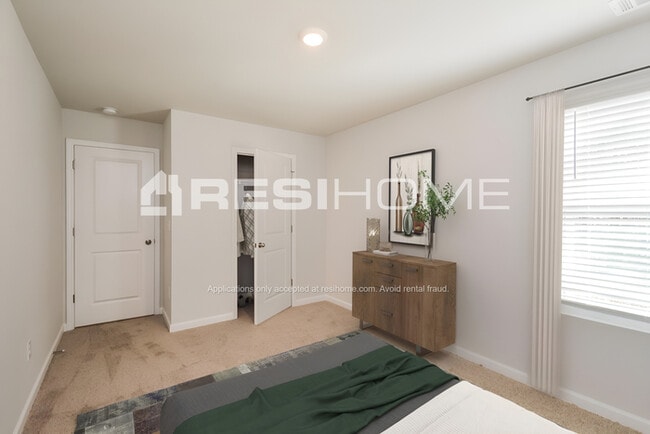 Building Photo - 103 Wellbrook Ct NE