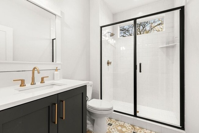 Building Photo - 4090 NE 6th Ave