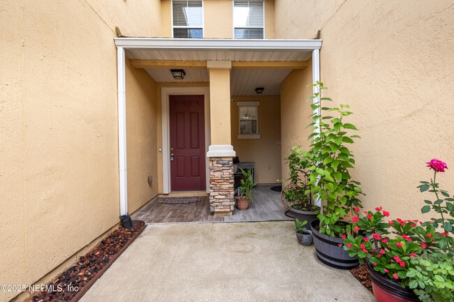 Building Photo - 8870 Inlet Bluff Dr