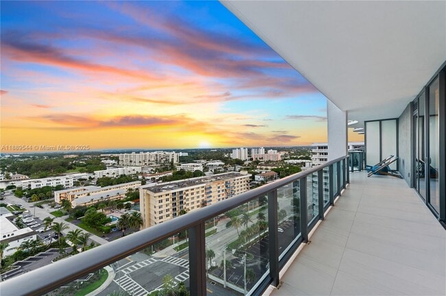 Building Photo - 900 N Ocean Blvd
