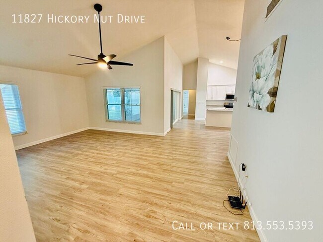 Building Photo - 11827 Hickorynut Dr