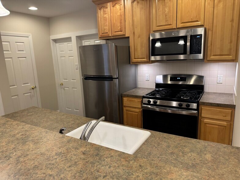 Building Photo - 500 Rancocas Ave