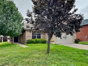 Building Photo - 219 Stable Dr