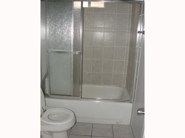 Building Photo - 9412 N Creek Dr