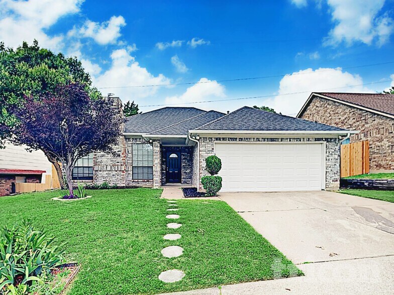 Building Photo - 6623 Mountain Cedar Ln