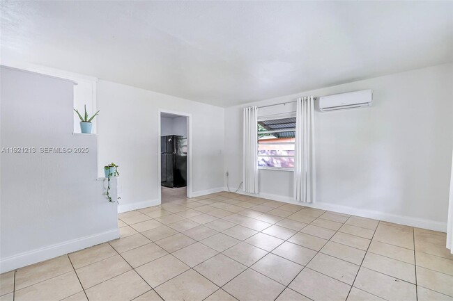 Building Photo - 13590 NW 5th Ave