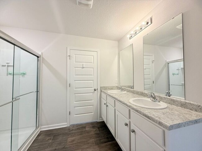Building Photo - 5565 Galahad Trl