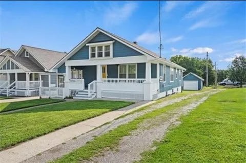 Building Photo - 417 N Main St