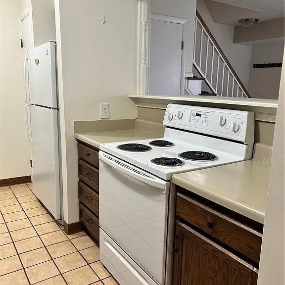 Building Photo - 140 Ivy Hill Ln