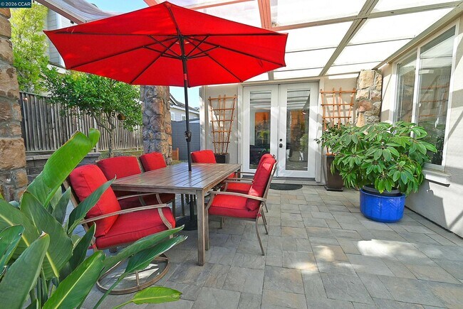 Building Photo - 829 Deer Spring Cir