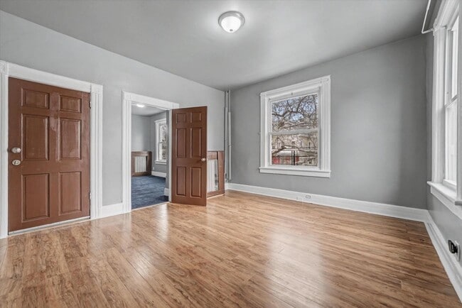 Building Photo - 250 S 5th Ave