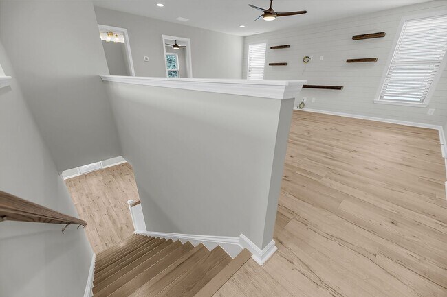 Building Photo - Stunning 4 Bed, 3.5 Bath in Oakfield of Jo...