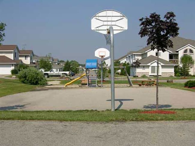 Primary Photo - Meadow Blossom Apartments