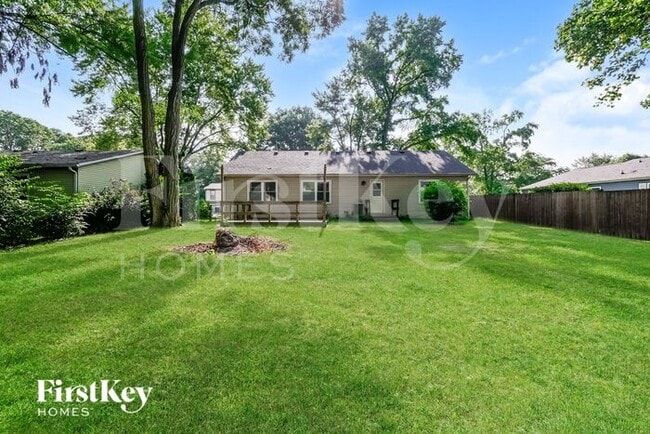 Building Photo - 1022 Woodpointe Dr