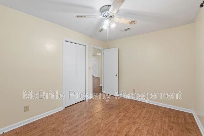Building Photo - 1739 Cornell Dr