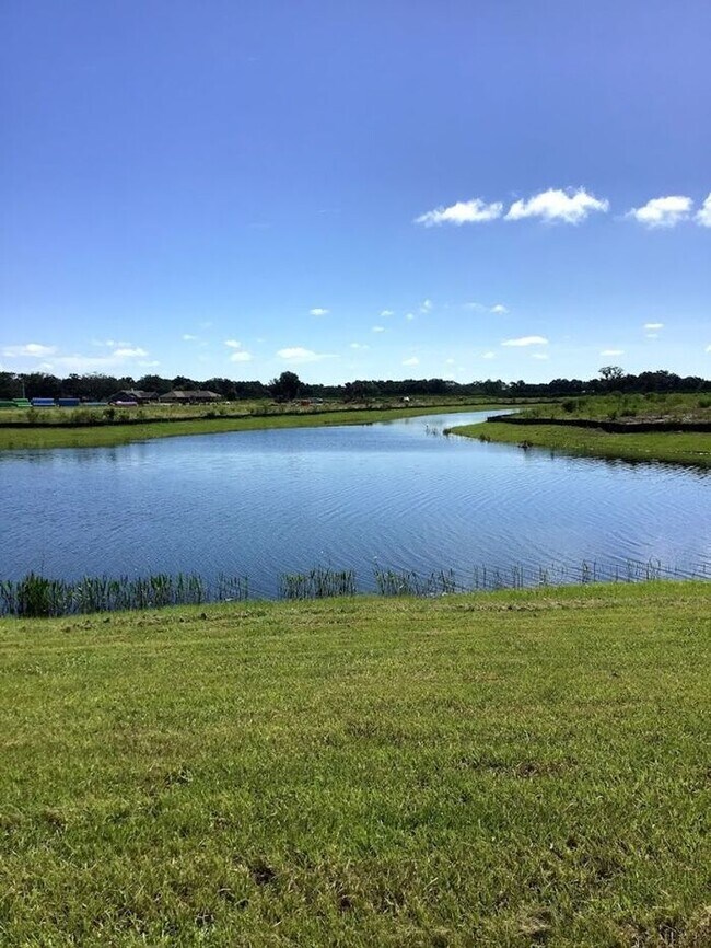 Building Photo - Hanover Lakes-4957 Olivia Court St. Cloud,...