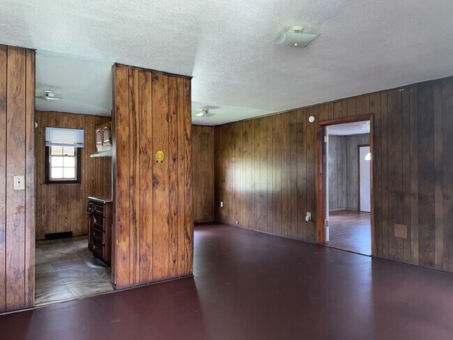 Building Photo - 3254 Bypass 127