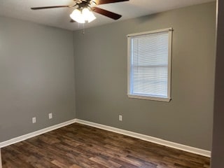 Building Photo - 805 Baywood Dr