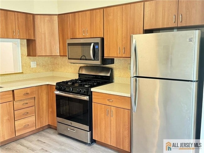 Building Photo - 3606 Cricket Cir