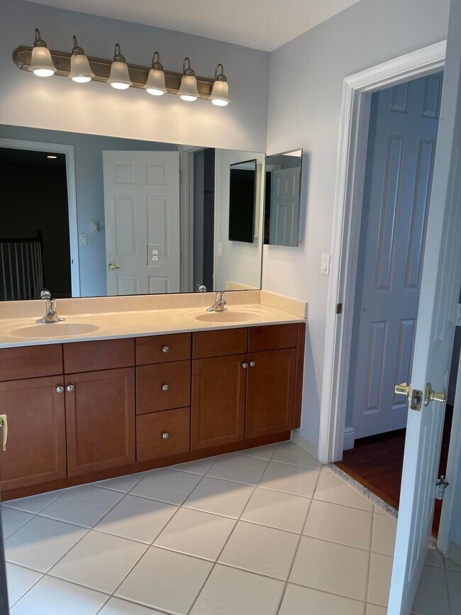 Building Photo - 9828 Stover Way