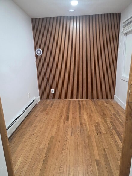 Building Photo - 478 Fabyan Pl