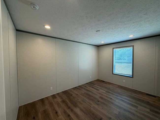 Building Photo - 4011 Underwood Ct
