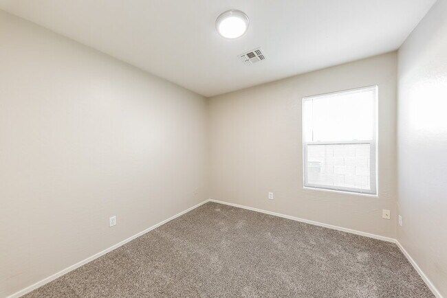 Building Photo - 16038 W Carmen Dr