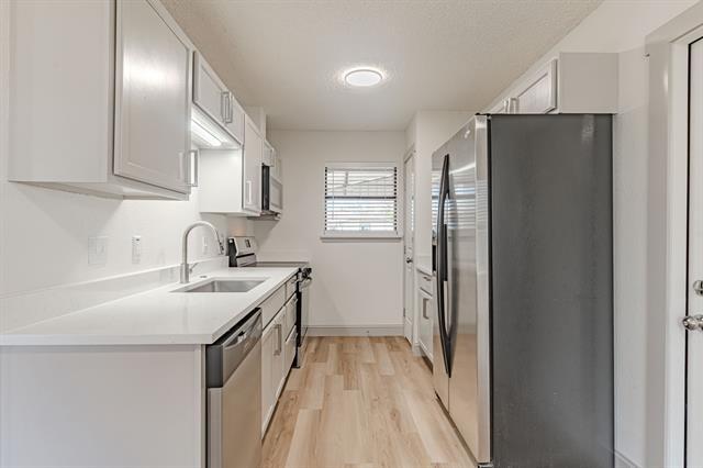 Building Photo - 1201 SE 11th Ave