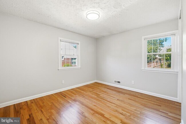 Building Photo - 4107 Mitscher Ct