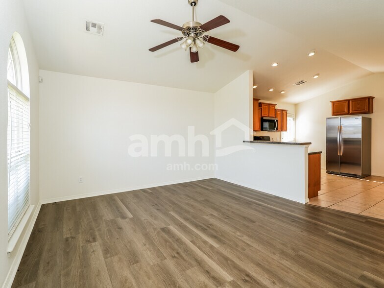Building Photo - 25803 E 89th St S