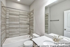 Building Photo - 622 Singing Creek